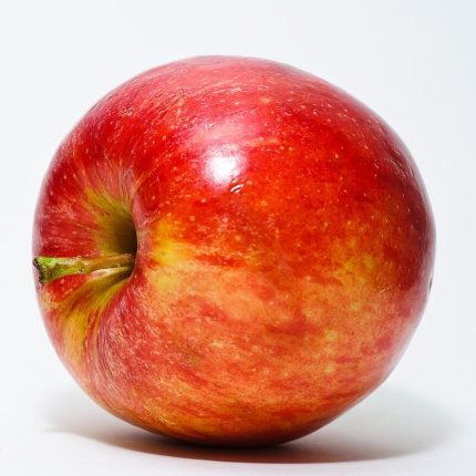 Quetta Red Apple